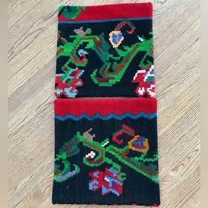 Set of 2 woven pillowcases